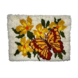 Vintage 1979 Latch Hook Wall Hanging Deocr Floral Butterfly 25.5" x 19.5"